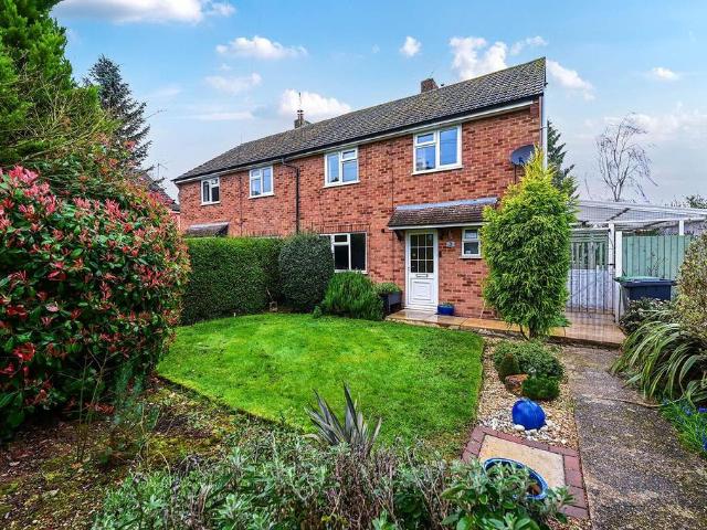 3 bedroom semi detached house for sale