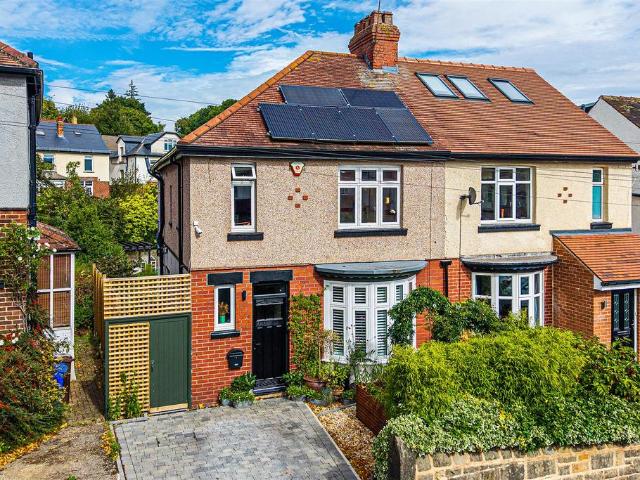 3 bedroom semi detached house for sale