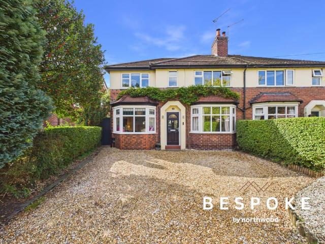 3 bedroom semi detached house for sale