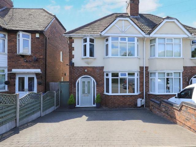 3 bedroom semi detached house for sale