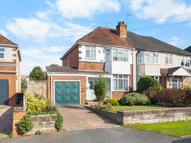 3 bedroom semi detached house for sale