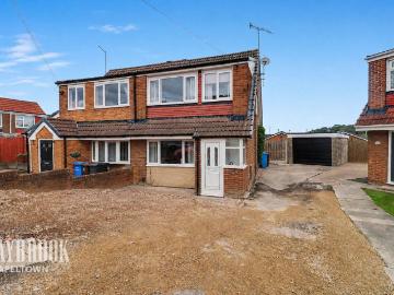 3 bedroom semi detached house for sale