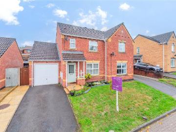3 bedroom semi detached house for sale