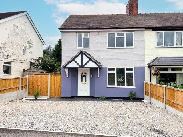3 bedroom semi detached house for sale