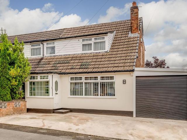 3 bedroom semi detached house for sale