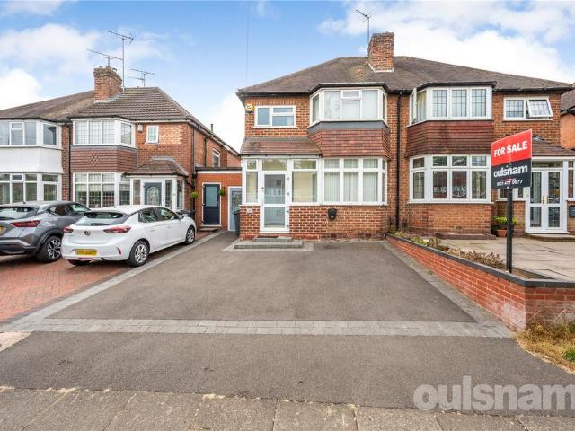 3 bedroom semi detached house for sale