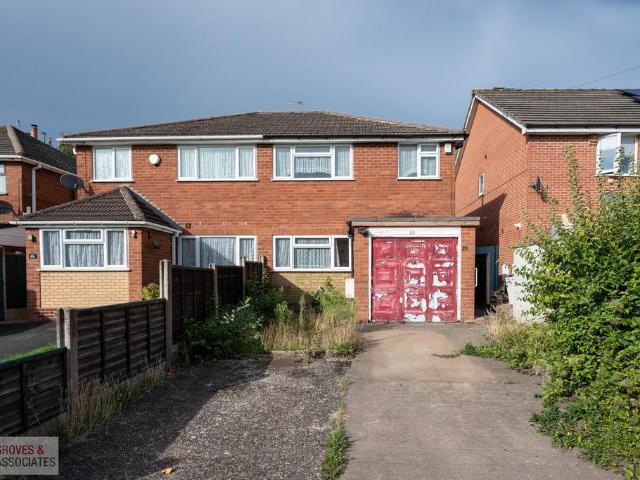 3 bedroom semi detached house for sale