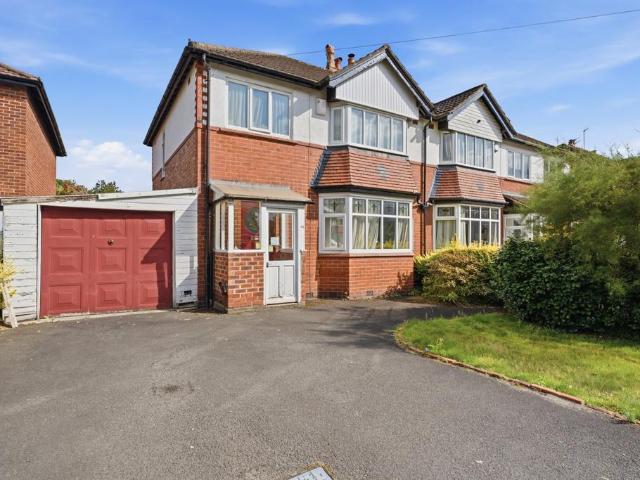 3 bedroom semi detached house for sale