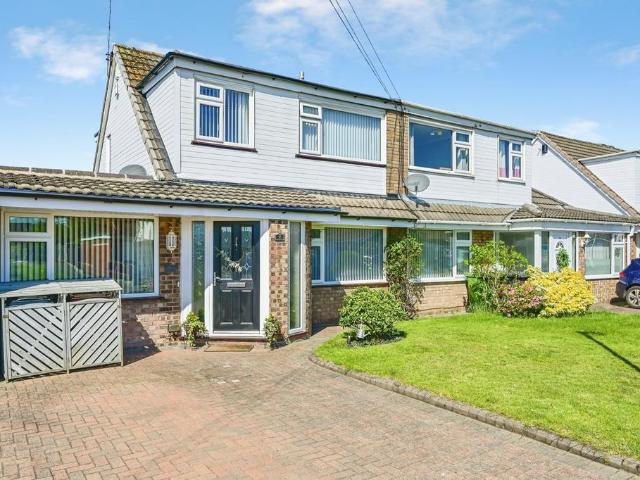 3 bedroom semi detached house for sale