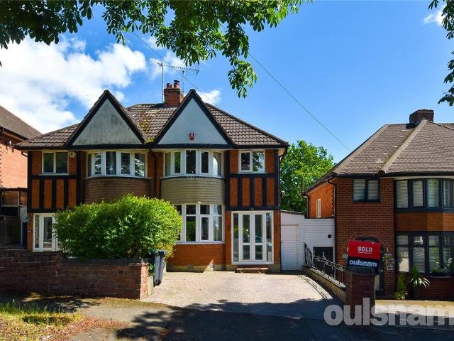 3 bedroom semi detached house for sale