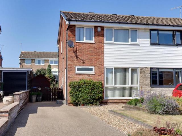 3 bedroom semi detached house for sale