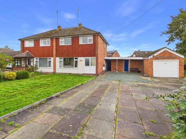 3 bedroom semi detached house for sale