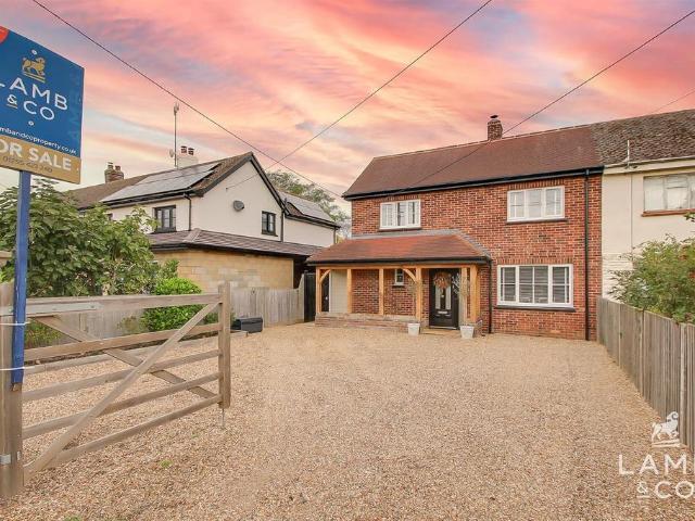 3 bedroom semi detached house for sale