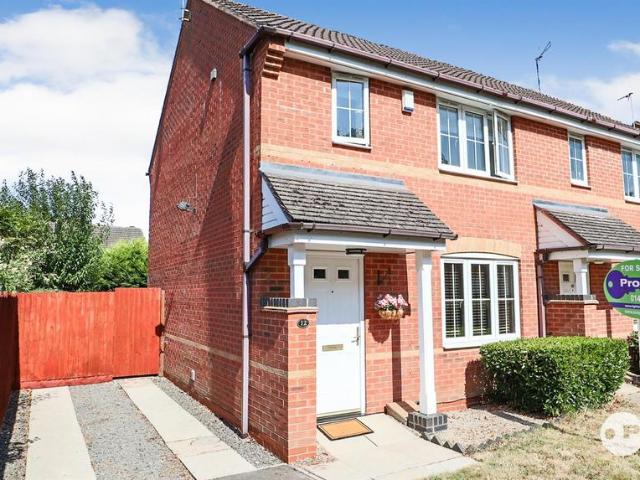 3 bedroom semi detached house for sale
