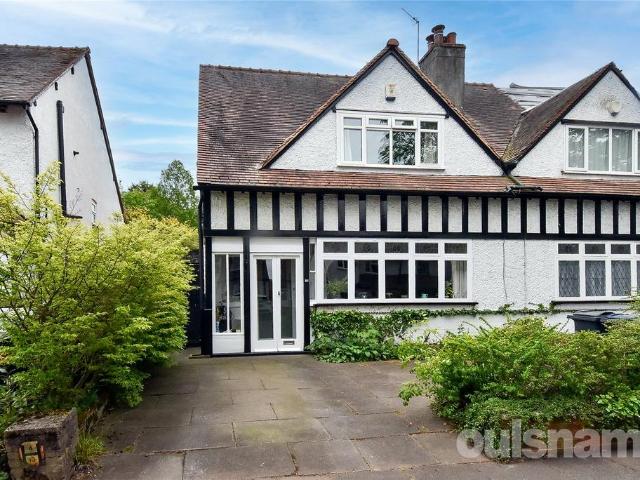 3 bedroom semi detached house for sale