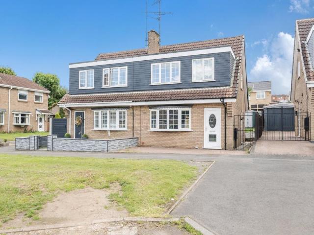 3 bedroom semi detached house for sale