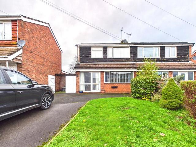3 bedroom semi detached house for sale