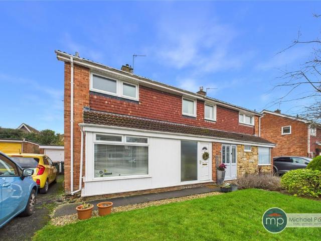 3 bedroom semi detached house for sale