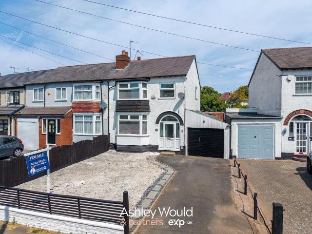 3 bedroom semi detached house for sale