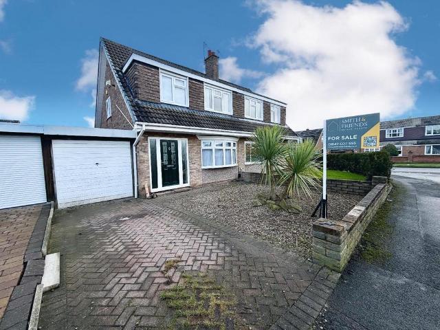 3 bedroom semi detached house for sale