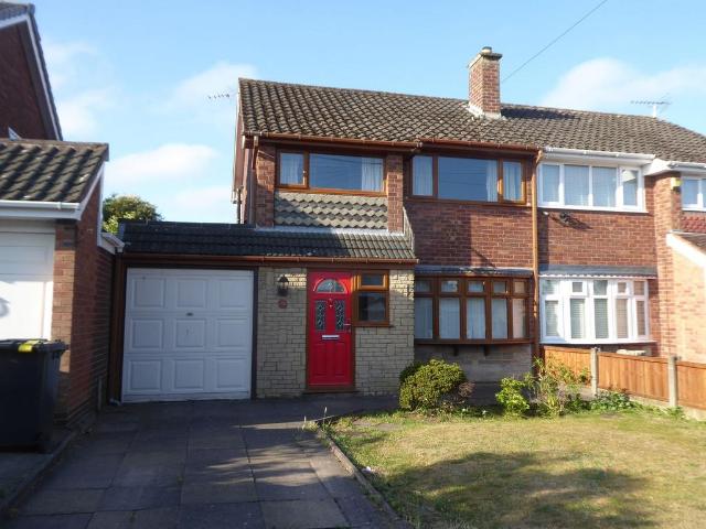 3 bedroom semi detached house for sale