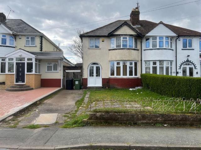 3 bedroom semi detached house for sale