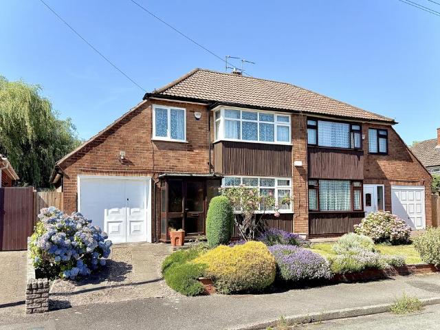 3 bedroom semi detached house for sale