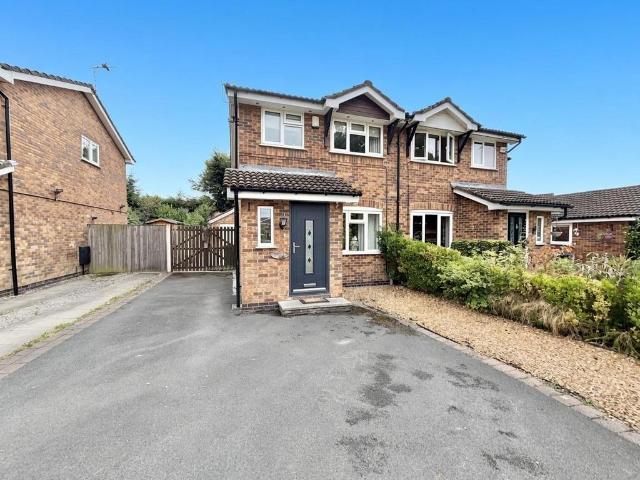 3 bedroom semi detached house for sale
