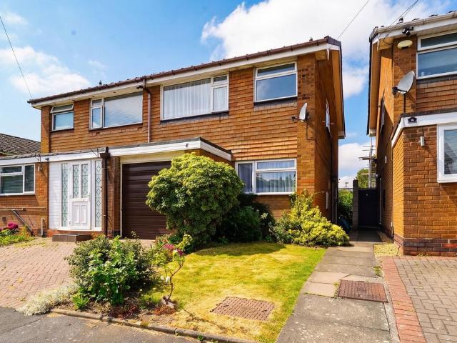 3 bedroom semi detached house for sale