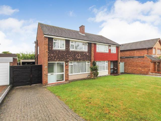 3 bedroom semi detached house for sale