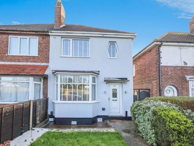 3 bedroom semi detached house for sale