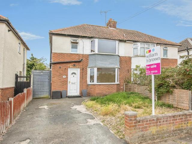 3 bedroom semi detached house for sale