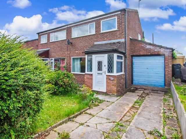 3 bedroom semi detached house for sale
