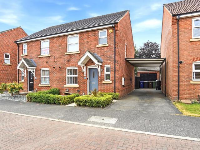 3 bedroom semi detached house for sale