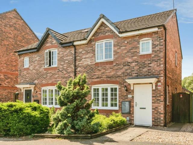3 bedroom semi detached house for sale