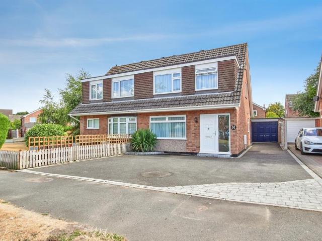 3 bedroom semi detached house for sale
