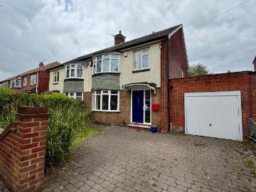3 bedroom semi detached house for sale