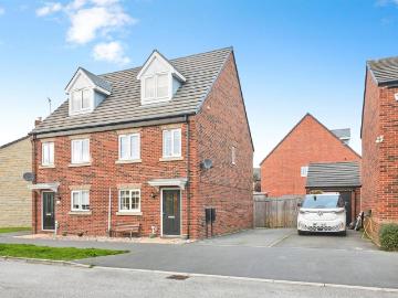3 bedroom semi detached house for sale