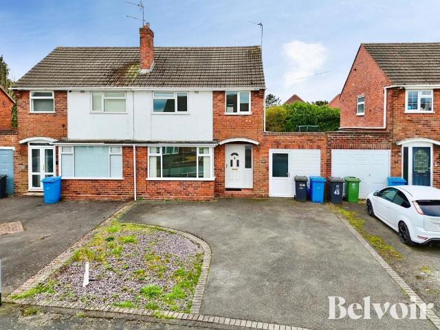 3 bedroom semi detached house for sale