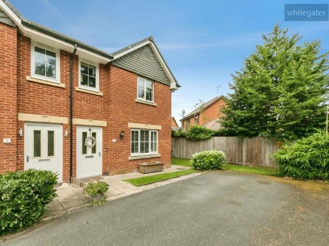 3 bedroom semi detached house for sale