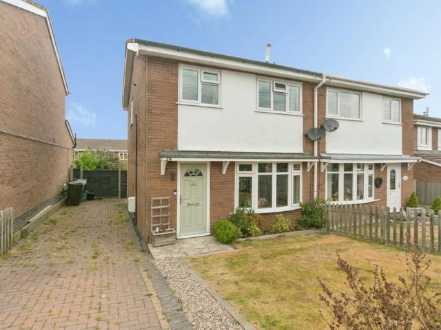 3 bedroom semi detached house for sale