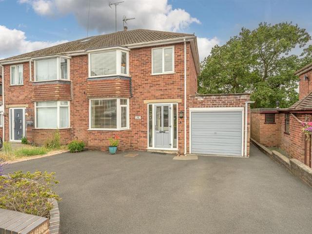 3 bedroom semi detached house for sale