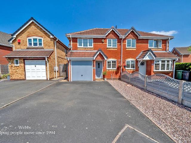 3 bedroom semi detached house for sale