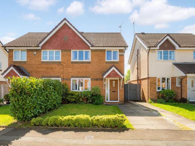 3 bedroom semi detached house for sale