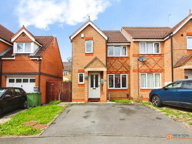 3 bedroom semi detached house for sale