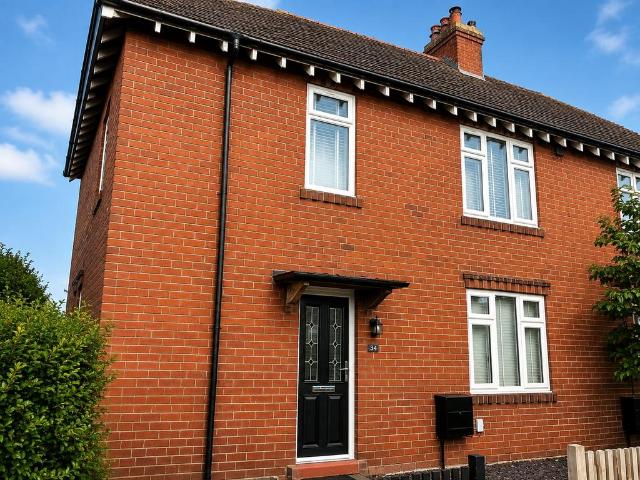 3 bedroom semi detached house for sale
