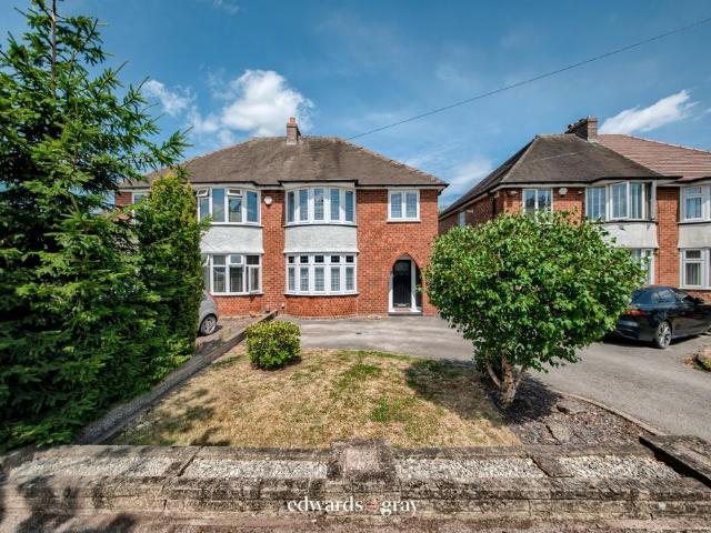 3 bedroom semi detached house for sale