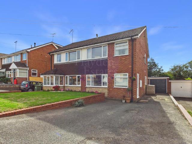 3 bedroom semi detached house for sale