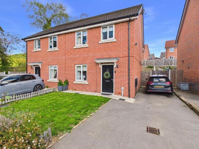 3 bedroom semi detached house for sale