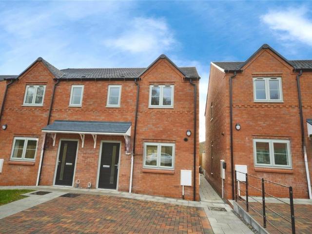 3 bedroom semi detached house for sale